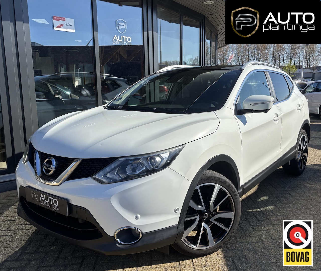Nissan Qashqai - 1.2 Acenta 116PK | Nette Staat | Onderhoudshistorie | 360 Camera | PANO | Stoelverwarming - AutoWereld.nl