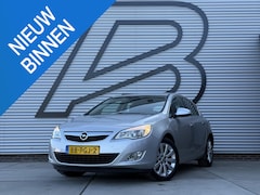 Opel Astra - 1.4 Turbo Cosmo 1e Eigenaar|Navi|Clima|Camera|Trekhaak|Cruise|N.A.P|APK tot 04-2027