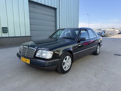 Mercedes-Benz 200-500 (W124) - 230 BELASTINGVRIJ 5BAK
