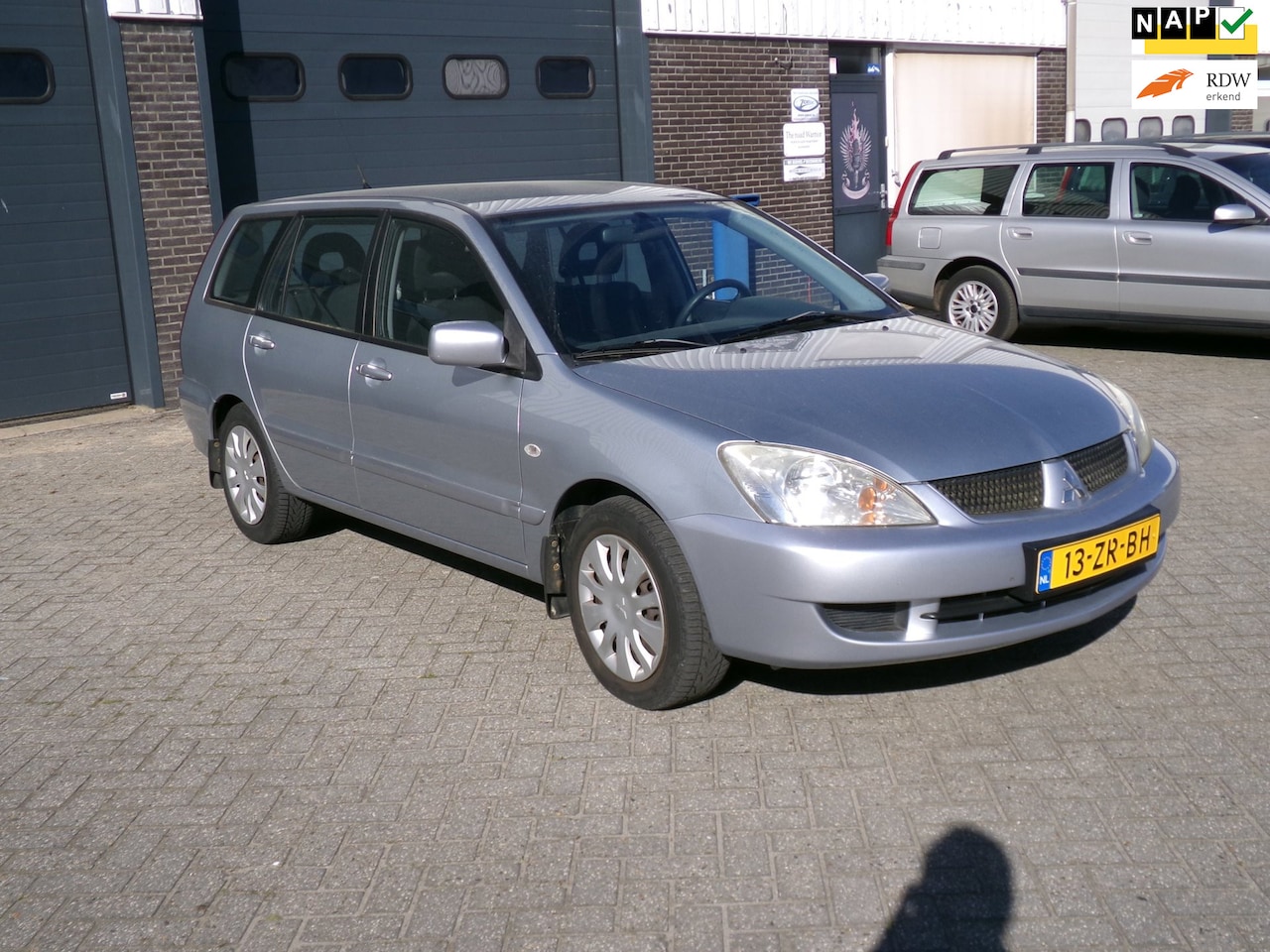 Mitsubishi Lancer Station Wagon - 1.6 Inform lpg g3 apk 06/2027 - AutoWereld.nl