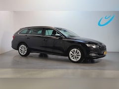 Skoda Octavia Combi - 1.0 e-TSI DSG Business Edition Plus Adaptive Cruise Sfeerverlichting Stoelverwarming Parke