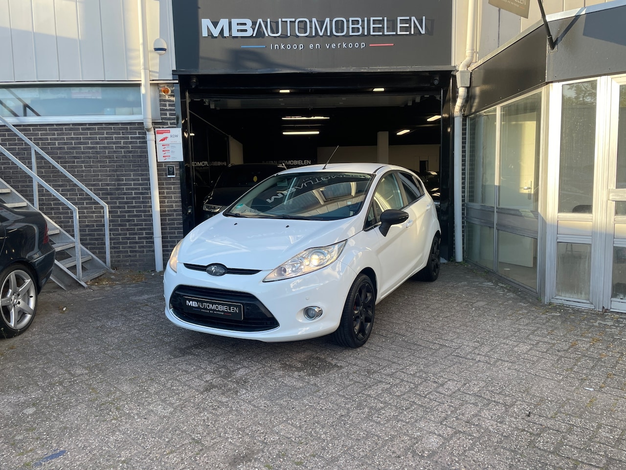 Ford Fiesta - 1.25 Sensation Edition/ ST.Uitvoering/Airco/APK/NAP/LM Velgen! - AutoWereld.nl