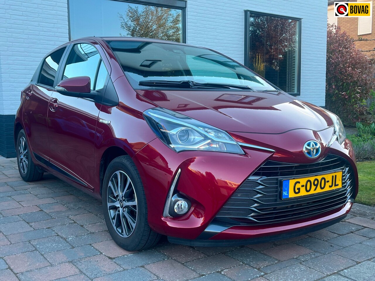 Toyota Yaris - 1.5 Hybrid Y20 navi lmv 100PK lage km's ! - AutoWereld.nl