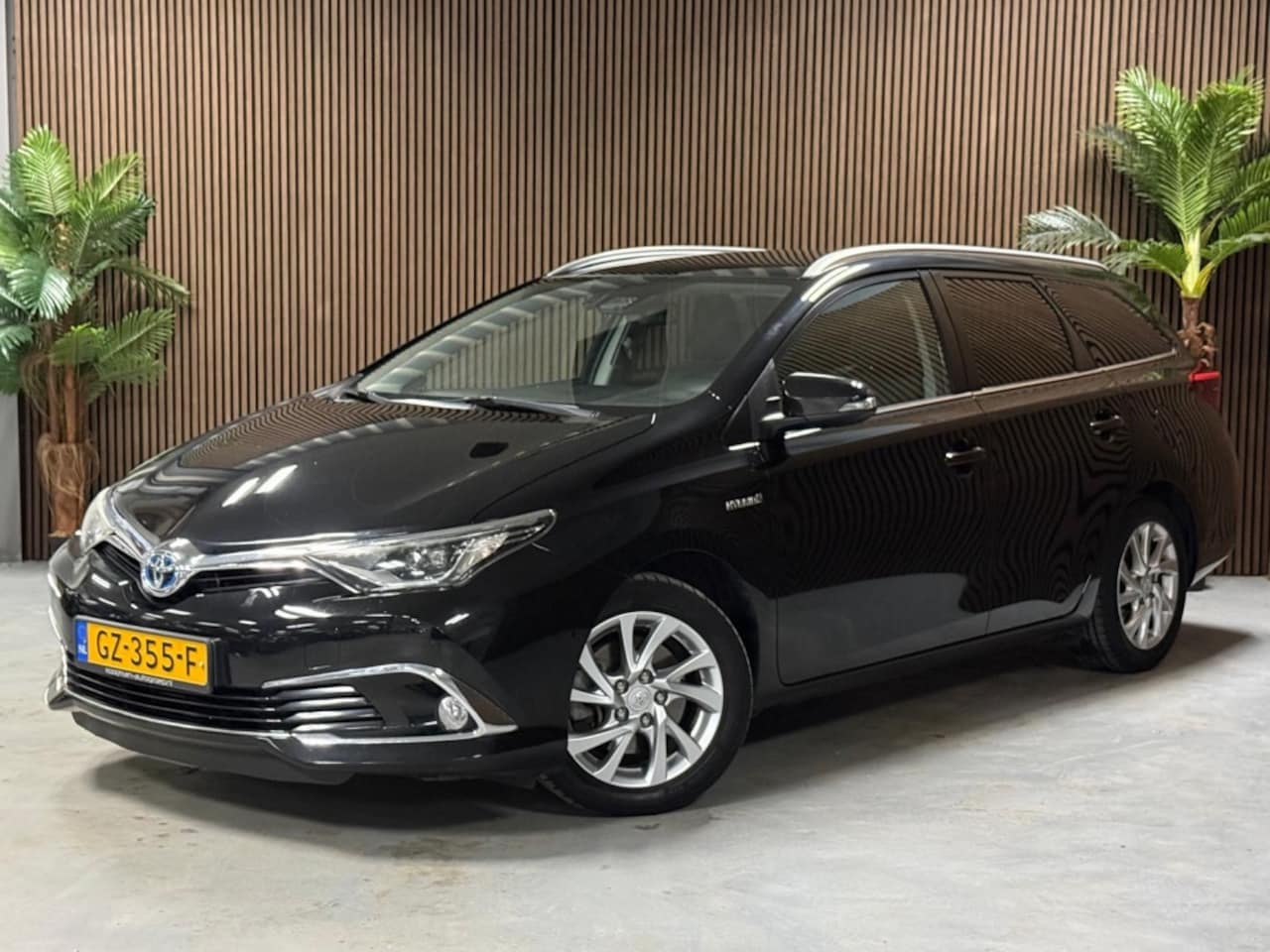 Toyota Auris Touring Sports - 1.8 Hybrid Lease Pro 1.8 Hybrid Lease Pro - AutoWereld.nl