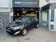 Hyundai i20 - 1.2i i-Motion/Apk/Airco/clima 5 deurs/Nap/Zwart/Vol Opties