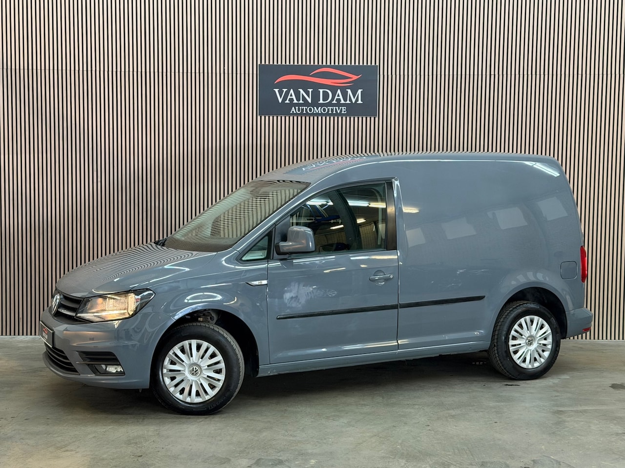 Volkswagen Caddy - 1.0 TSI L1H1 BMT Highline 2016 LEDER CLIMA BLUETOOTH - AutoWereld.nl