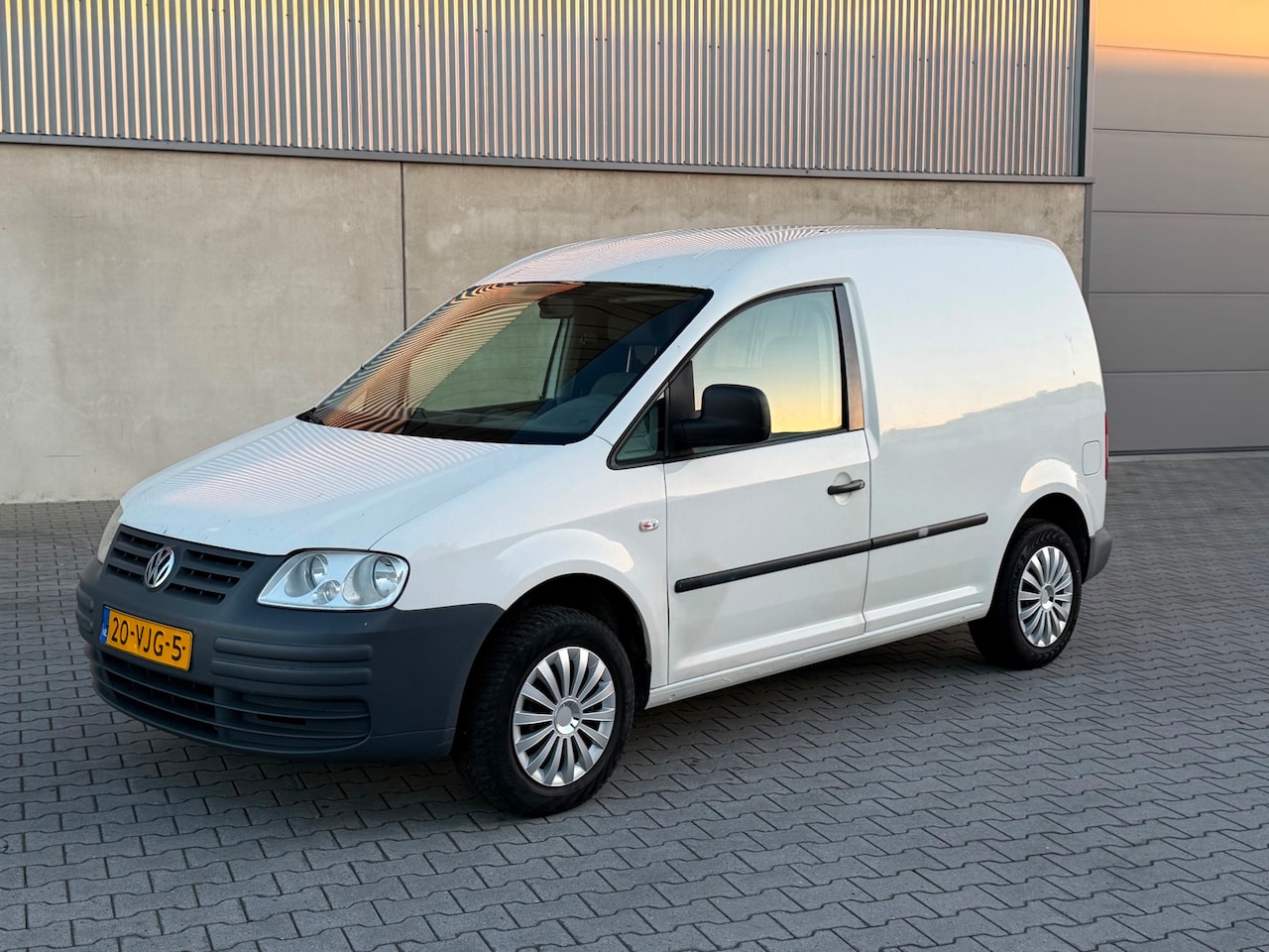 Volkswagen Caddy - 2.0 SDI APK 24-03-2027+MARGE ( BTW VRIJ ) - AutoWereld.nl