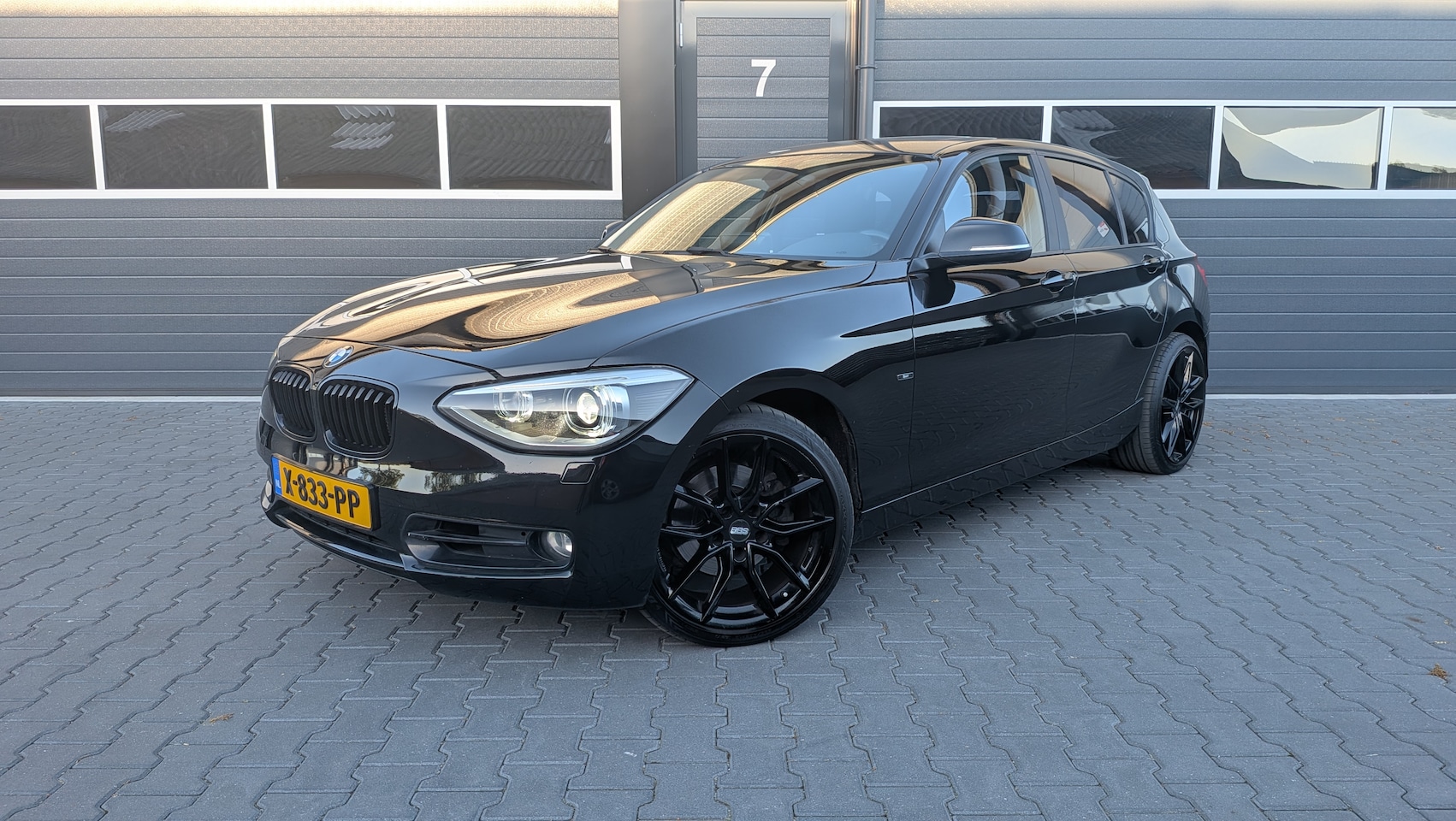 BMW 1-serie - 118i Executive Sport - AutoWereld.nl