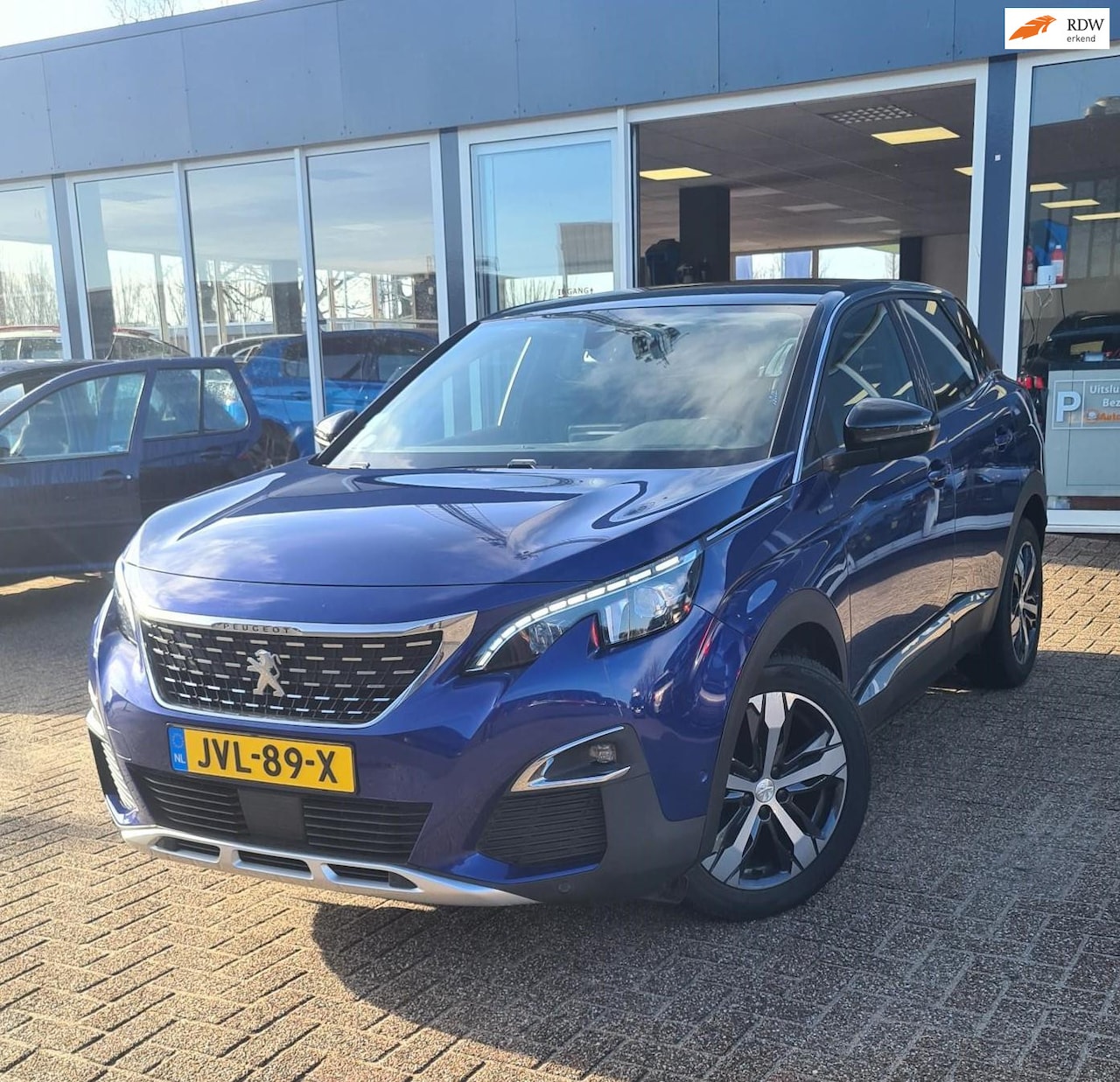 Peugeot 3008 - 1.2 PureTech Allure GT LINE|AUTOMAAT|NAVI|PARKEERSENOREN|CLIMATE en CRUISE CONTROL|DEALER - AutoWereld.nl