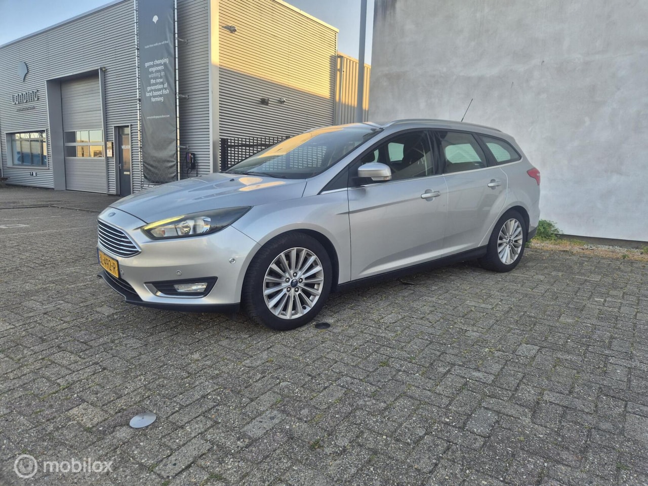 Ford Focus Wagon - 1.0 Titanium 92kw station - AutoWereld.nl