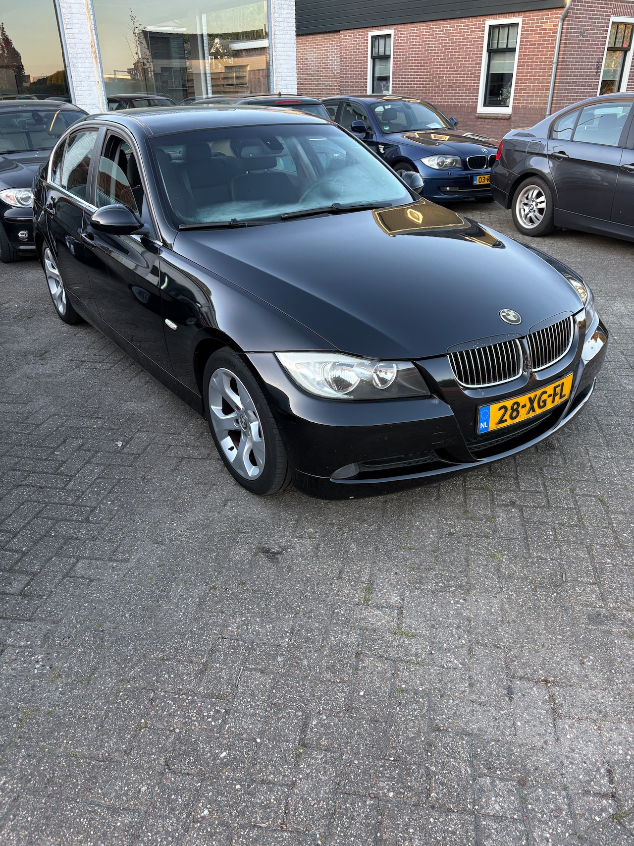 BMW 3-serie - 320i - AutoWereld.nl