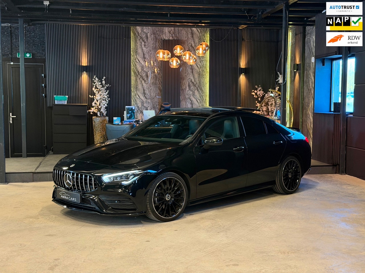 Mercedes-Benz CLA-Klasse - 180 AMG|PANO|SFEER|BOMVOL! - AutoWereld.nl