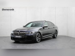 BMW 5-serie - M550i xDrive High Executive | Bowers & Wilkins | Schuifdak | Head-up | Standkachel | Laser