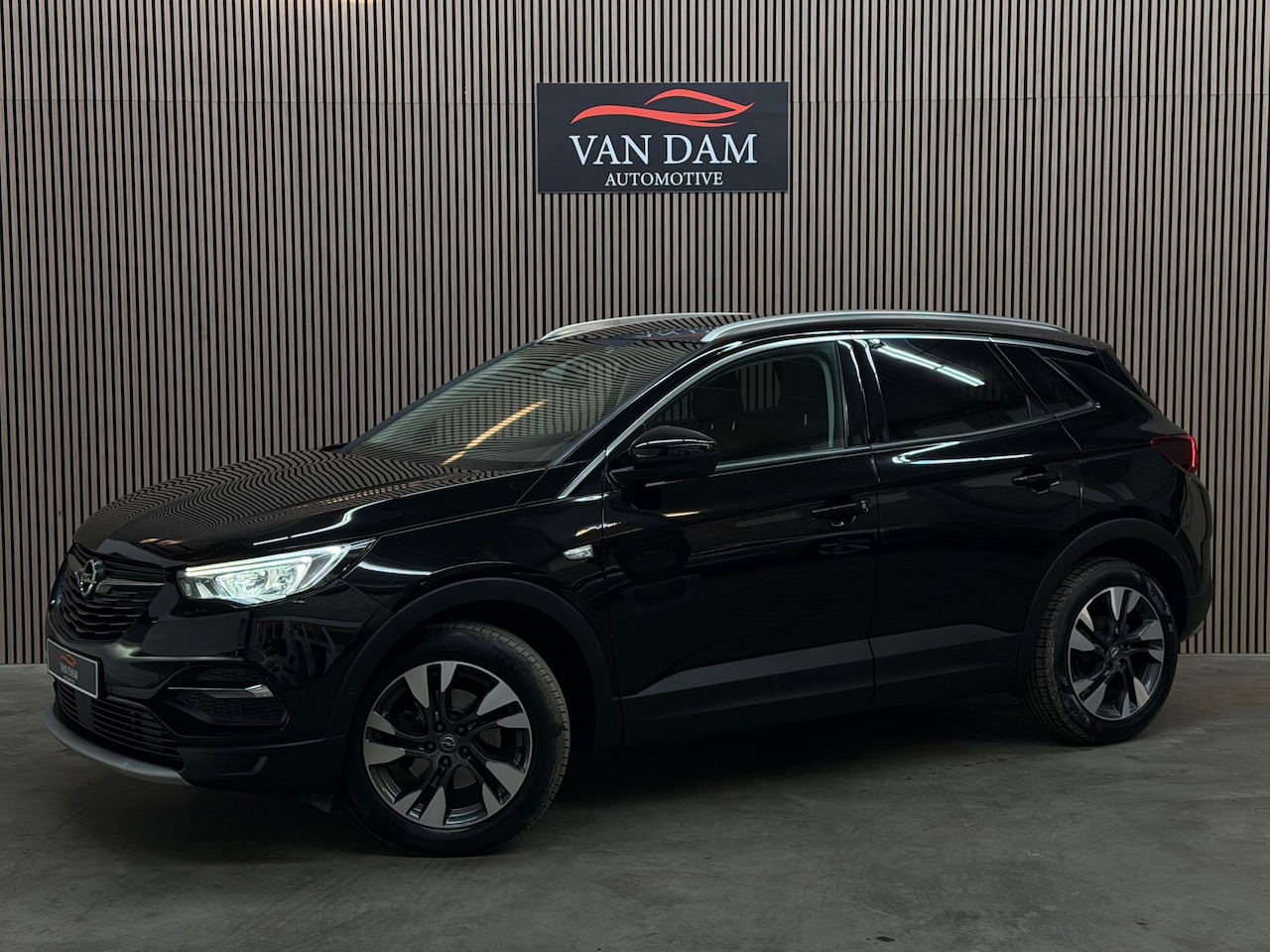 Opel Grandland X - 1.2 Turbo Innovation 2020 LED TREKHAAK CAMERA - AutoWereld.nl