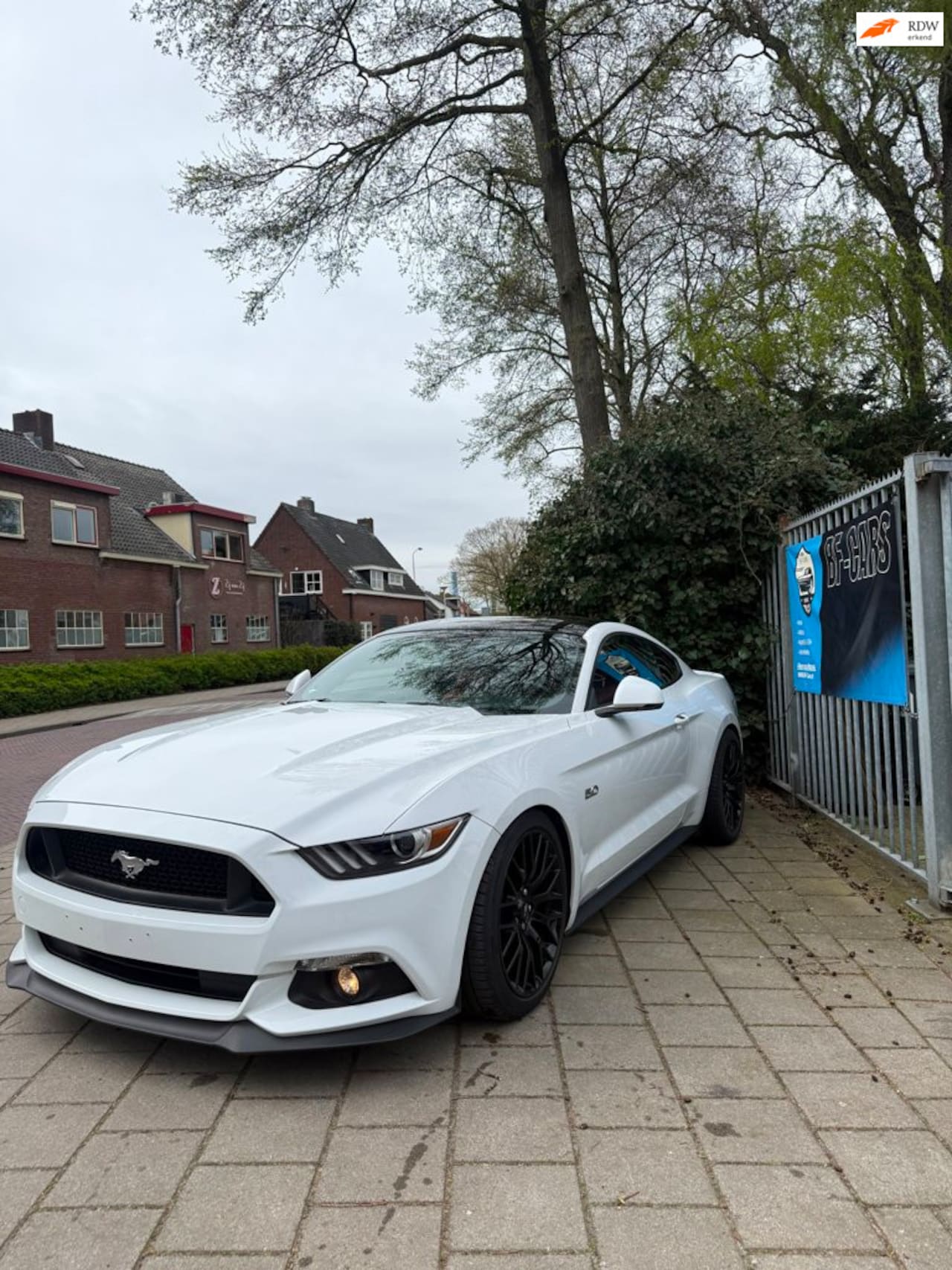 Ford Mustang Fastback - 5.0 GT 5.0 GT - AutoWereld.nl