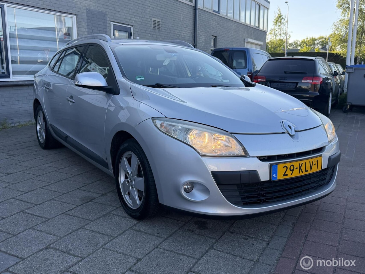 Renault Mégane Estate - 1.6 Dynamique - AutoWereld.nl