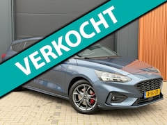 Ford Focus Wagon - 1.0 EcoBoost ST Line Business|B&O|CarPlay|Camera|Keyless|Stoelverwarming|Stuurverwarming|F