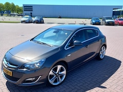Opel Astra - 1.4 Turbo Sport