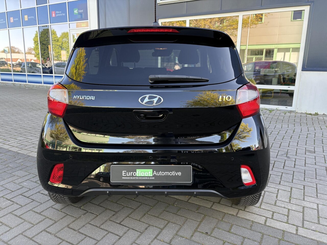 Hyundai i10 - 1.2 Intro Edition | stuur & stoel verwarming | DAB | CARPLAY |