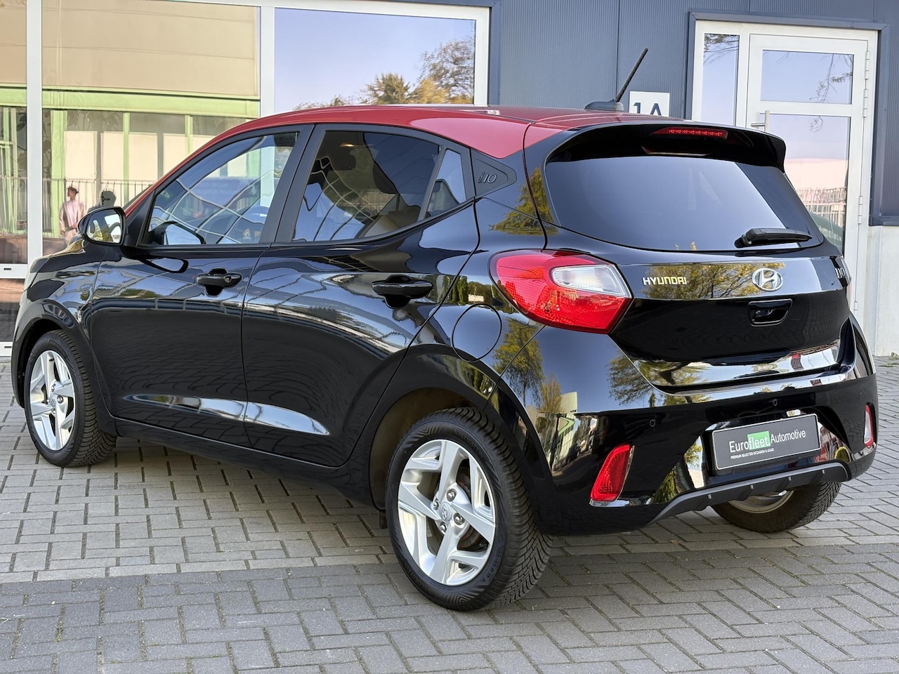 Hyundai i10 - 1.2 Intro Edition | stuur & stoel verwarming | DAB | CARPLAY |