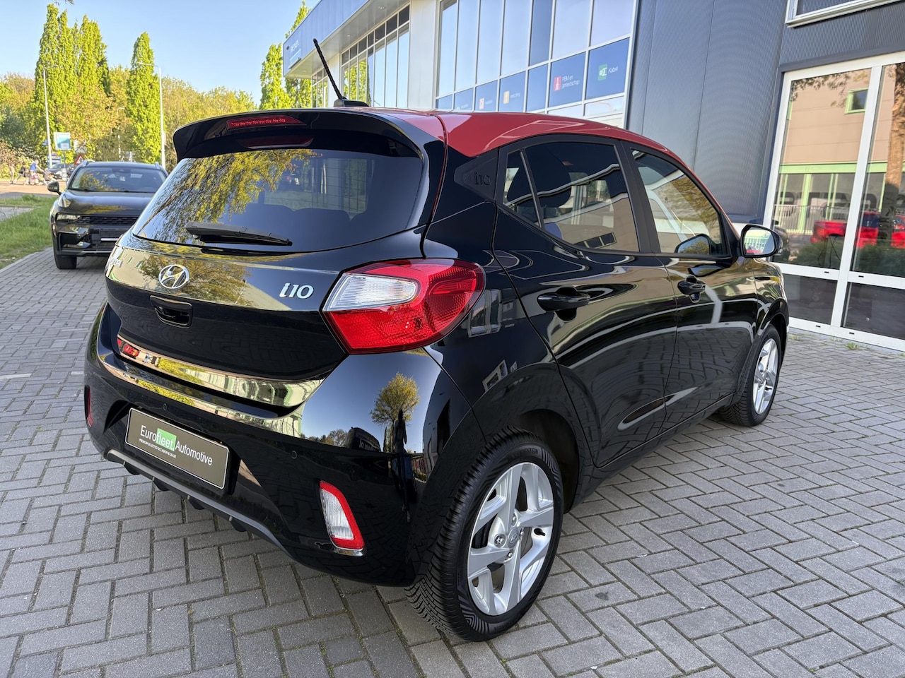Hyundai i10 - 1.2 Intro Edition | stuur & stoel verwarming | DAB | CARPLAY |
