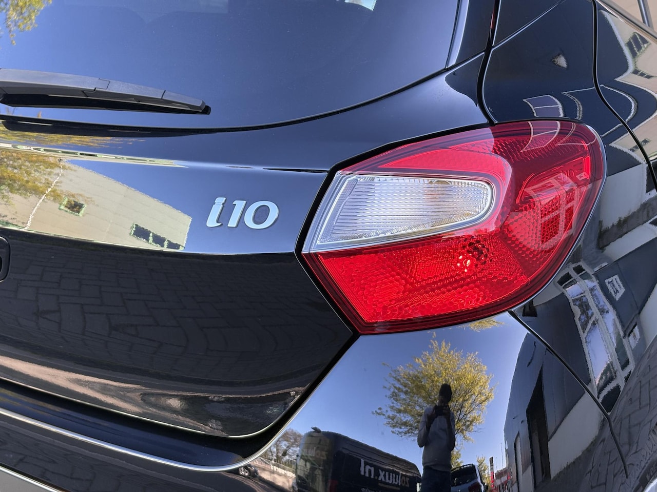 Hyundai i10 - 1.2 Intro Edition | stuur & stoel verwarming | DAB | CARPLAY |