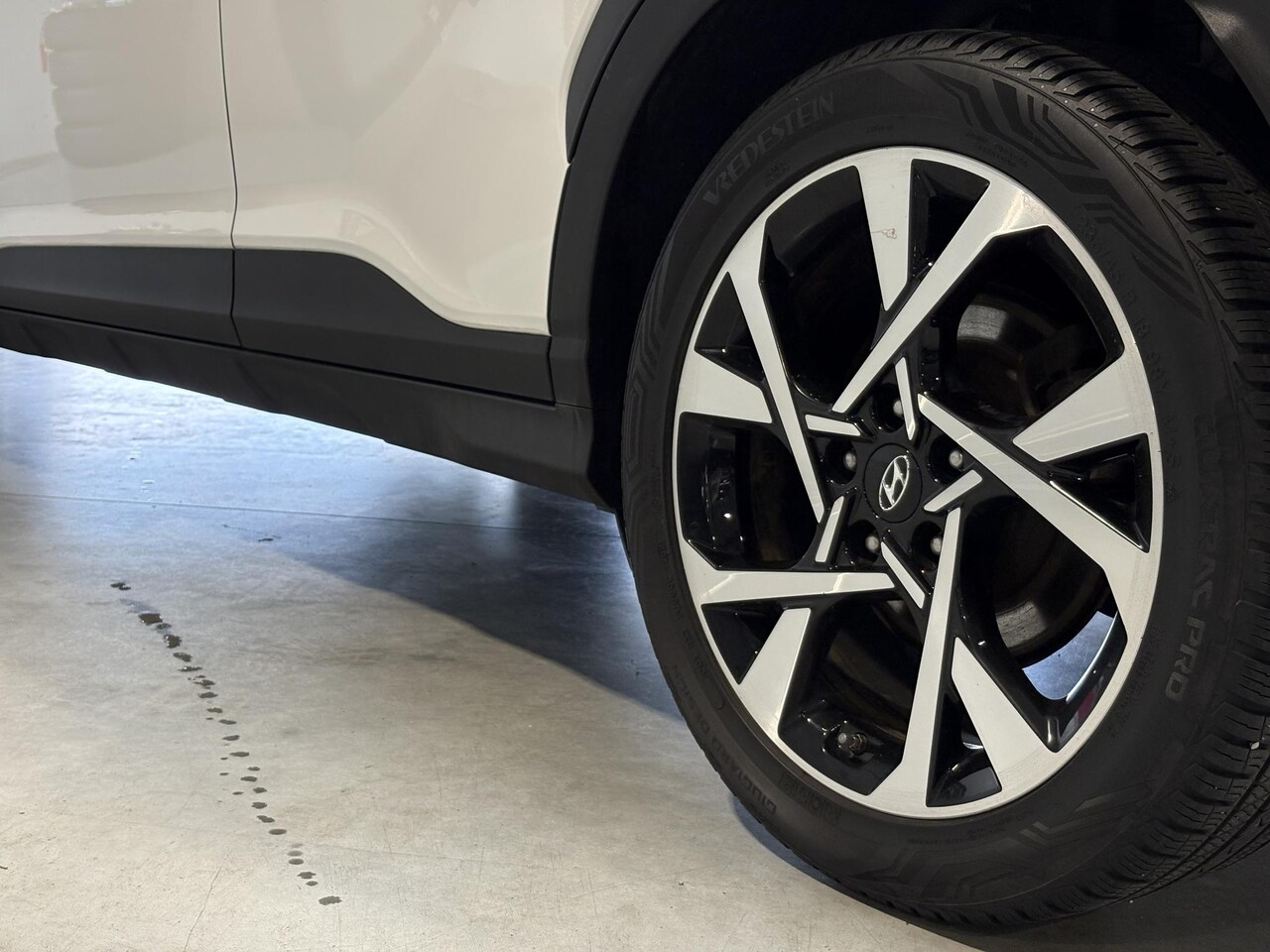 Hyundai Kona - 1.0 T-GDI STYLE 2WD | Facelift | carplay | stuurverw. | stoel verw. | virt. cockpit | came