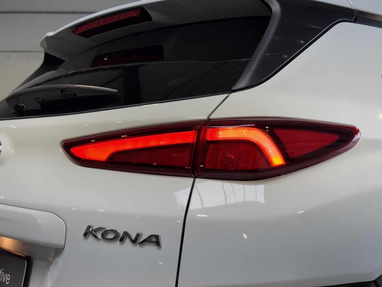 Hyundai Kona - 1.0 T-GDI STYLE 2WD | Facelift | carplay | stuurverw. | stoel verw. | virt. cockpit | came