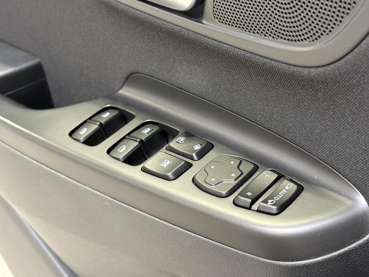 Hyundai Kona - 1.0 T-GDI STYLE 2WD | Facelift | carplay | stuurverw. | stoel verw. | virt. cockpit | came
