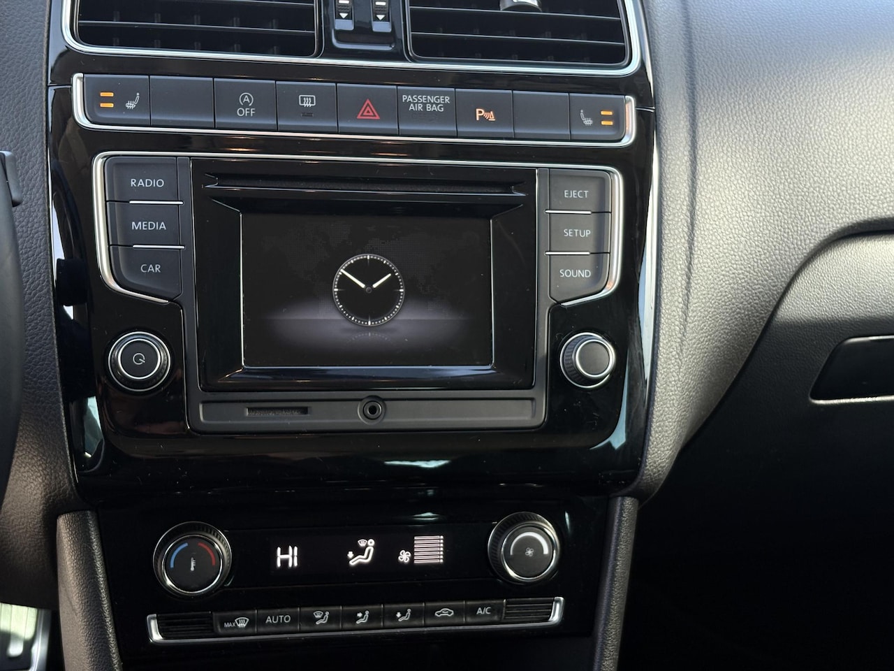 Volkswagen Polo - 1.0 SOUND edition | Facelift | BEATS | Climate control | stoelverwarmin