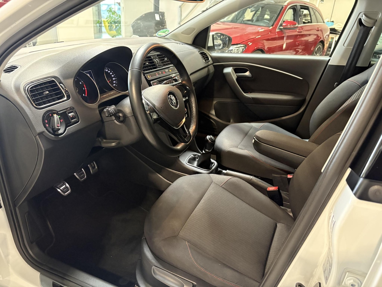 Volkswagen Polo - 1.0 SOUND edition | Facelift | BEATS | Climate control | stoelverwarmin