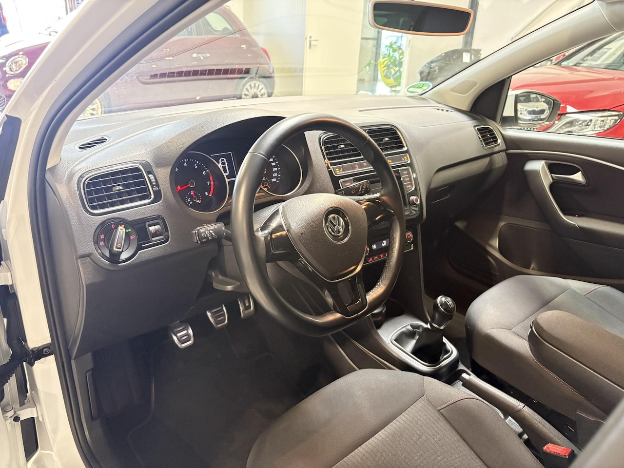 Volkswagen Polo - 1.0 SOUND edition | Facelift | BEATS | Climate control | stoelverwarmin