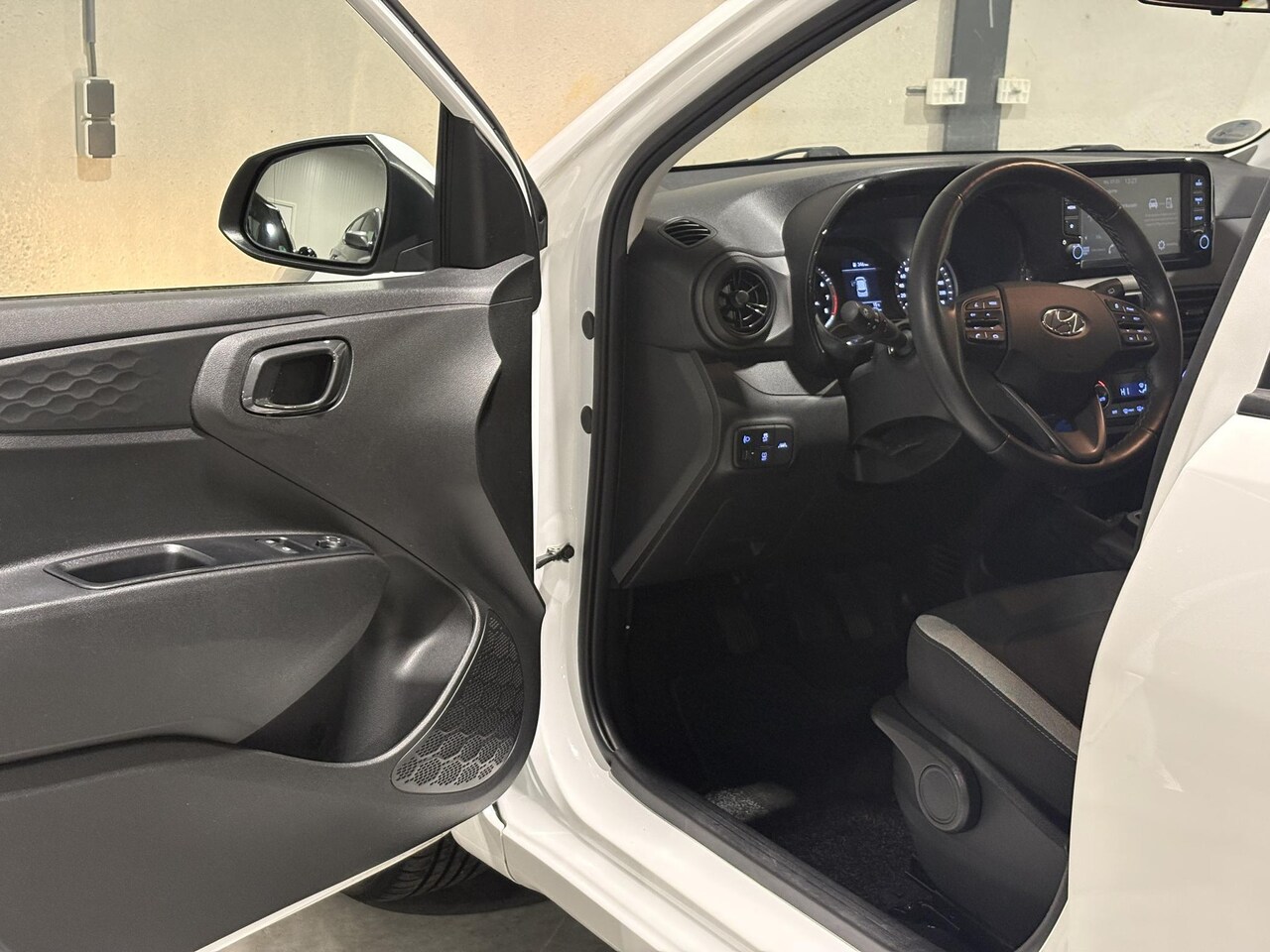 Hyundai i10 - 1.0 Comfort Smart 5-zits | Apple CarPlay | Climate Control | Stoel- & Stuurverwarming