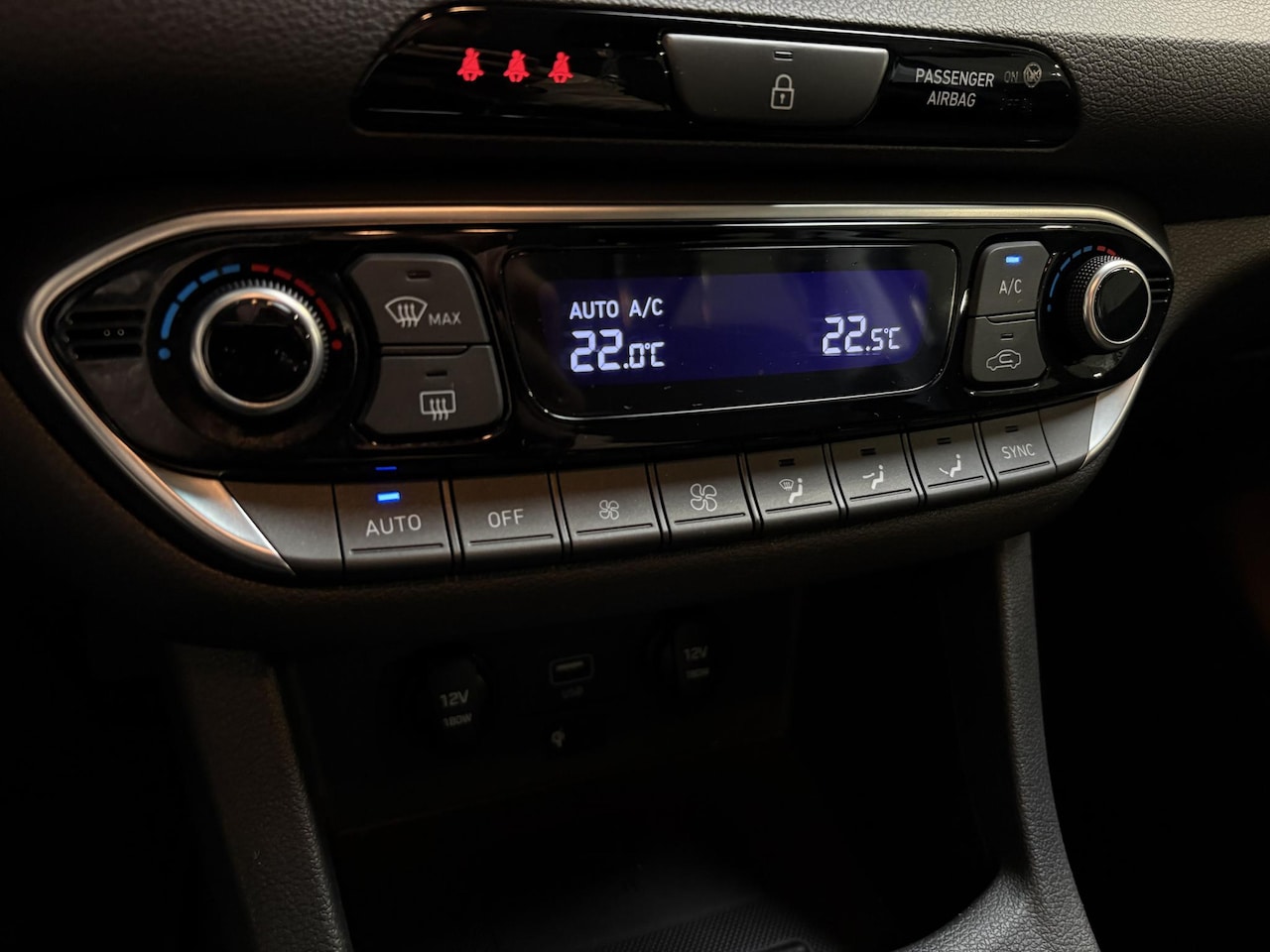 Hyundai i30 - 1.0 T-GDi MHEV Comfort Smart nw. model | Carplay | stuurverw.| Stoelverw. | Camera | trekh