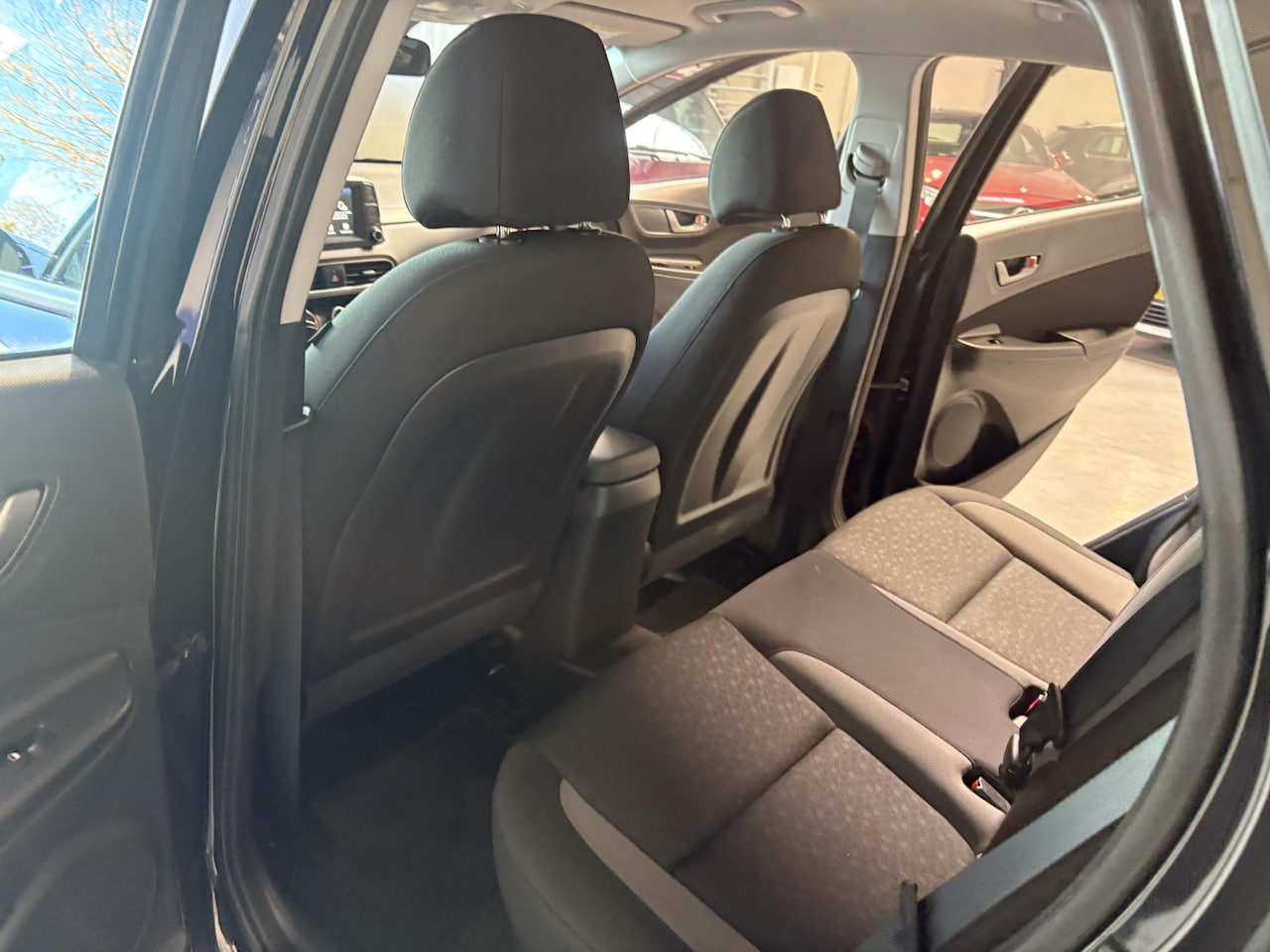 Hyundai Kona - 1.0 T-GDI Comfort | STUURVERWARMING | CARPLAY | TREKHAAK |
