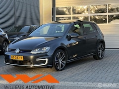 Volkswagen Golf - 1.4 TSI GTE|PANO|ACC|TREKHAAK|LEDER