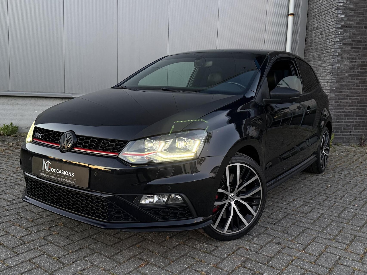 Volkswagen Polo - 1.8 TSI GTI 1.8 TSI GTI - AutoWereld.nl