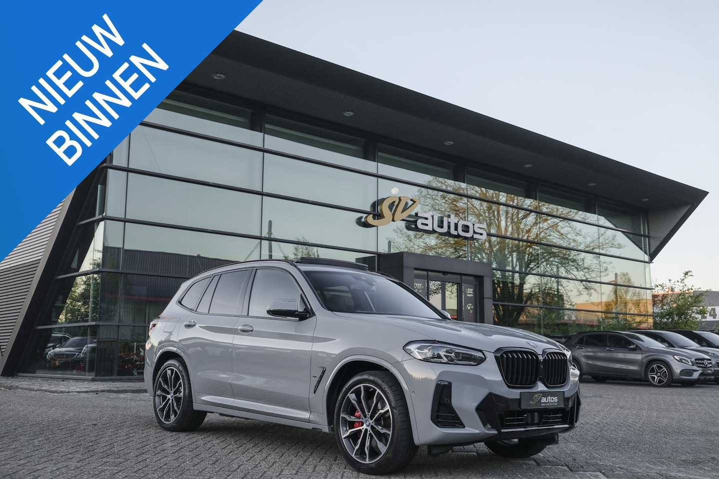 BMW X3 - xDrive30e 292pk LCI M-sport Panoramadak X3M stoelen Brooklyn grau Trekhaak Adaptive cruise - AutoWereld.nl