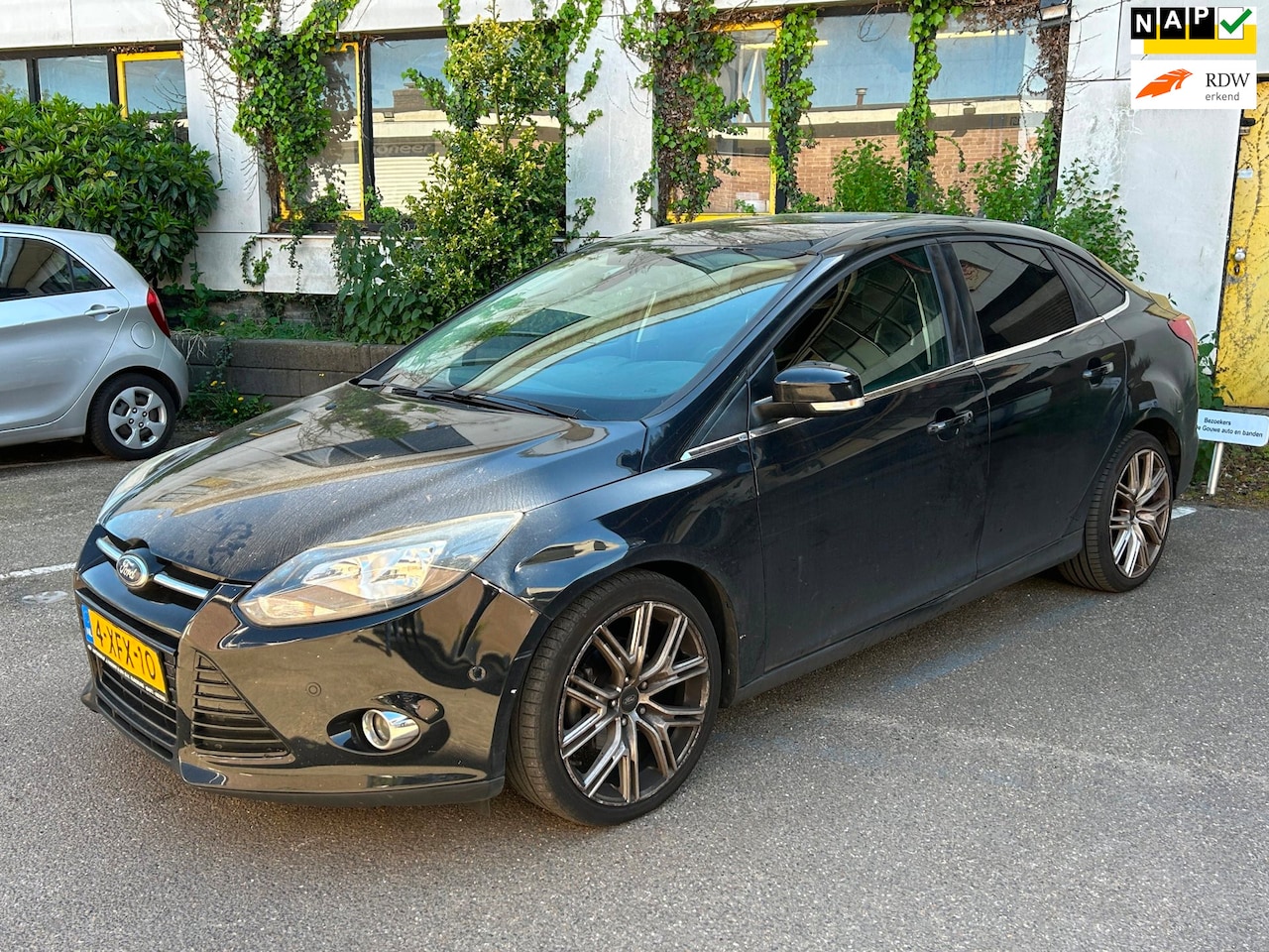 Ford Focus - 1.0 EcoBoost Edition Plus / Airco / Inruilkoopje - AutoWereld.nl