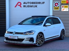 Volkswagen Golf - 2.0 TSI GTI Performance Pano/Camera/Keyless