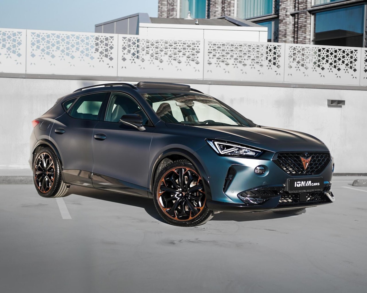 CUPRA Formentor - 1.4 e-Hybrid VZ 245PK | PANO | MEM | 360 - AutoWereld.nl