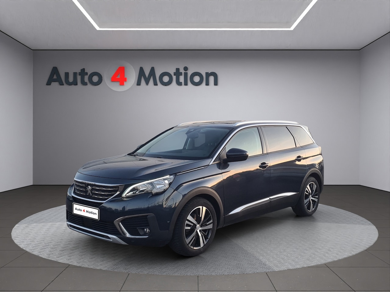 Peugeot 5008 - 1.2PureTech Crossway LED I NAVG I 360'CAMERA I PANO - AutoWereld.nl
