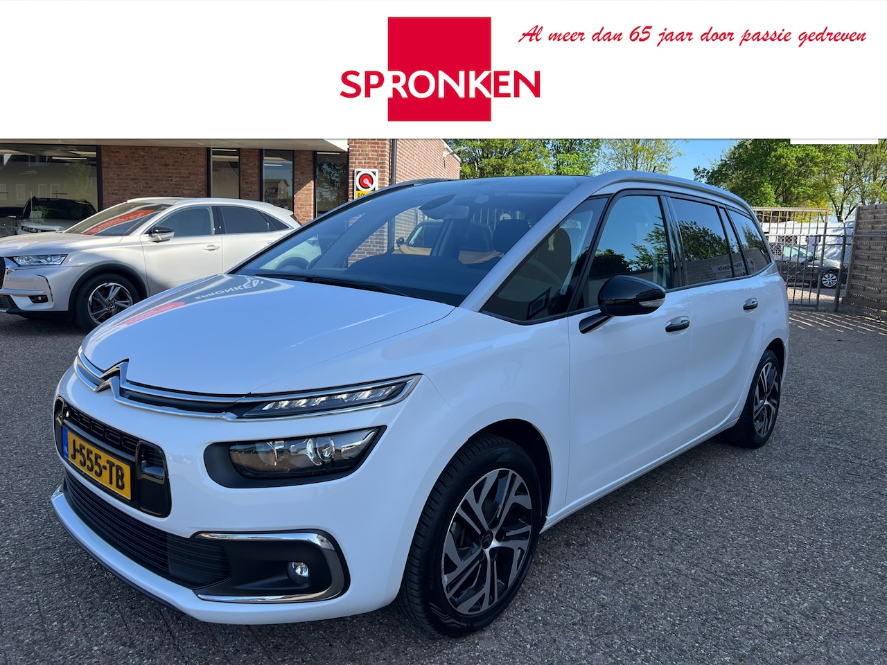 Citroën Grand C4 SpaceTourer - 1.2 PureTech Feel Navi-Camera-Trekhaak-Panoramadak - AutoWereld.nl