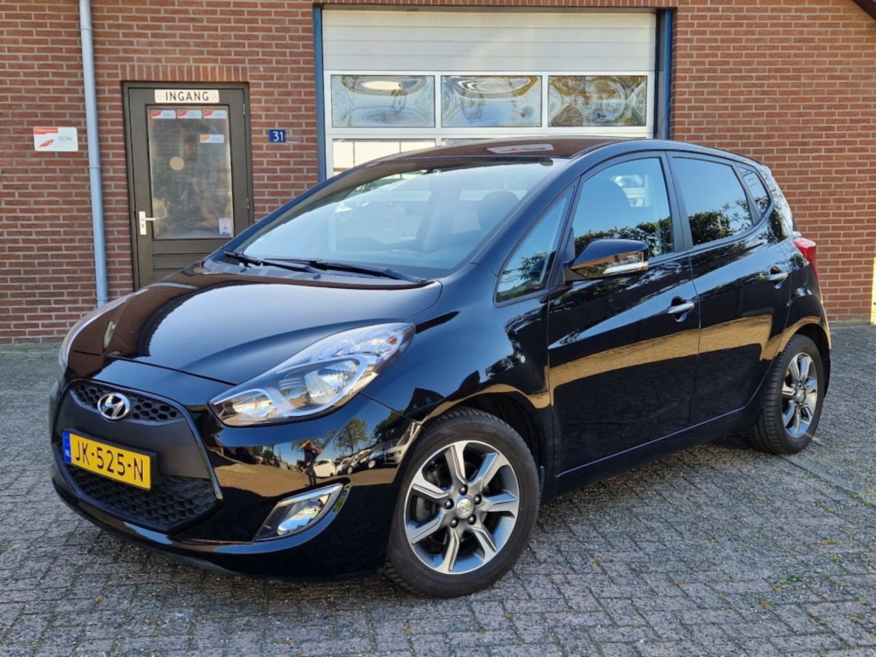 Hyundai ix20 - 1.6i Go! Airco NL-auto Navi Camera Cruise Trekhaak Dealer OH - AutoWereld.nl