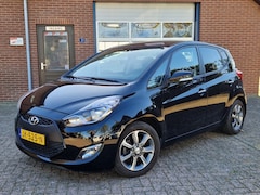Hyundai ix20 - 1.6i Go Airco NL-auto Navi Camera Cruise Trekhaak Dealer OH