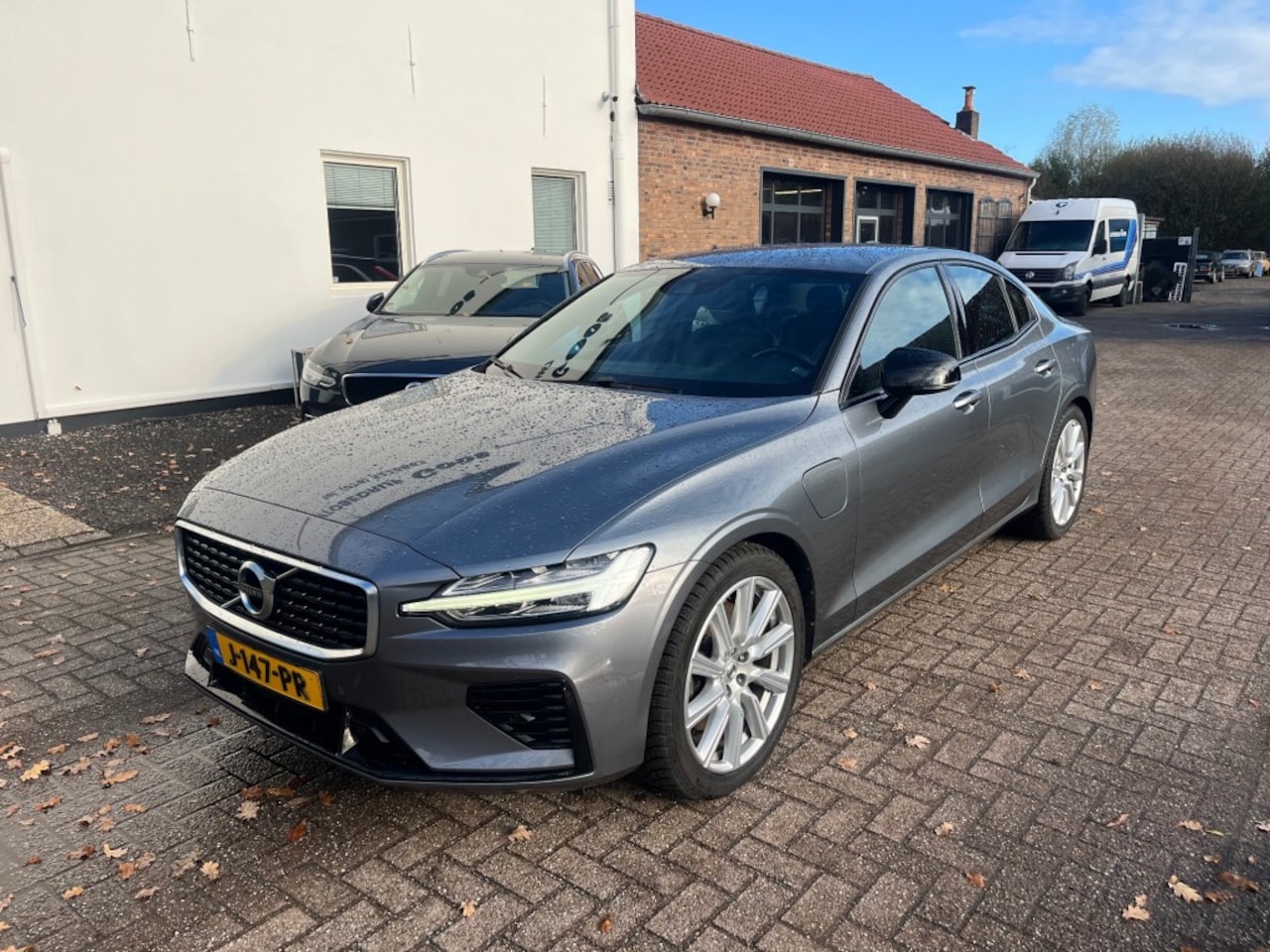 Volvo S60 - T6 AWD R-Design Plug In Pilot Assist Adaptive Cruise Trekhaak - AutoWereld.nl