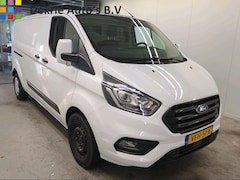 Ford Transit Custom - 320 2.0 TDCI Automaat 131PK L2H1 / 2x Schuifdeur / Trekhaak / Pdc.+Camera / Safety & Comfo