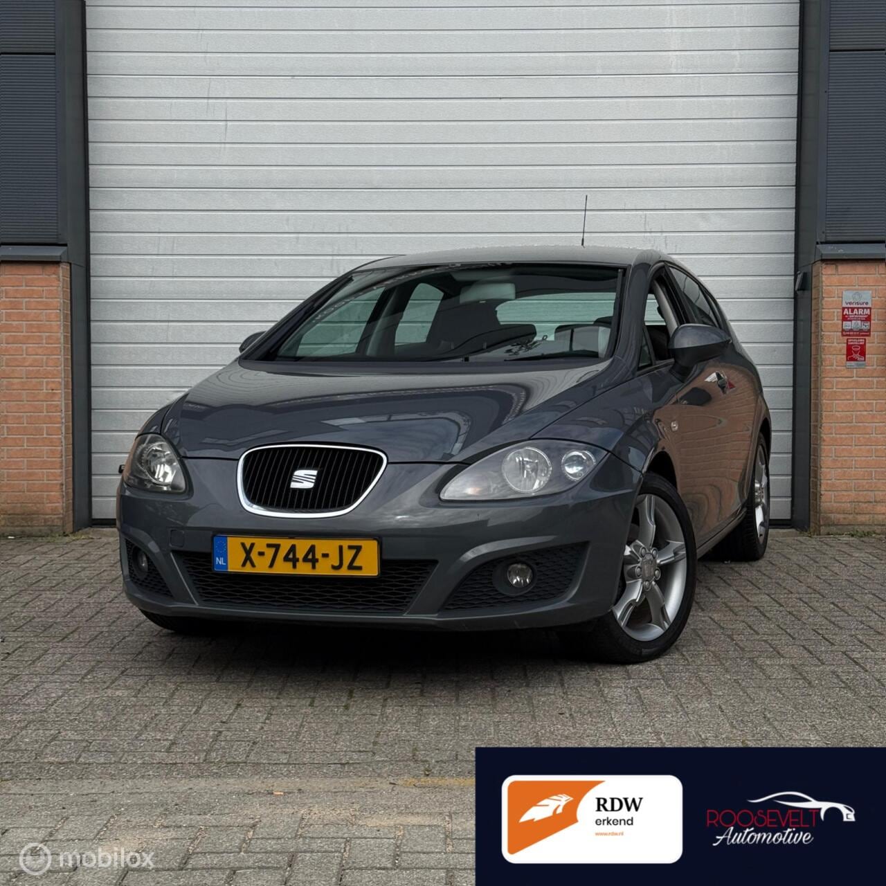 SEAT Leon - 1.4 TSI Businessline / TREKHAAK/ CARPLAY / NWE APK - AutoWereld.nl