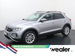 Volkswagen T-Roc - Life Edition 1.0 85 kW / 116 pk TSI SUV 6 versn. H and | Navigatie | Climatronic | Stoel p