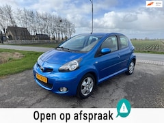 Toyota Aygo - 1.0-12V Dynamic Blue automaat 5DRS AIRCO